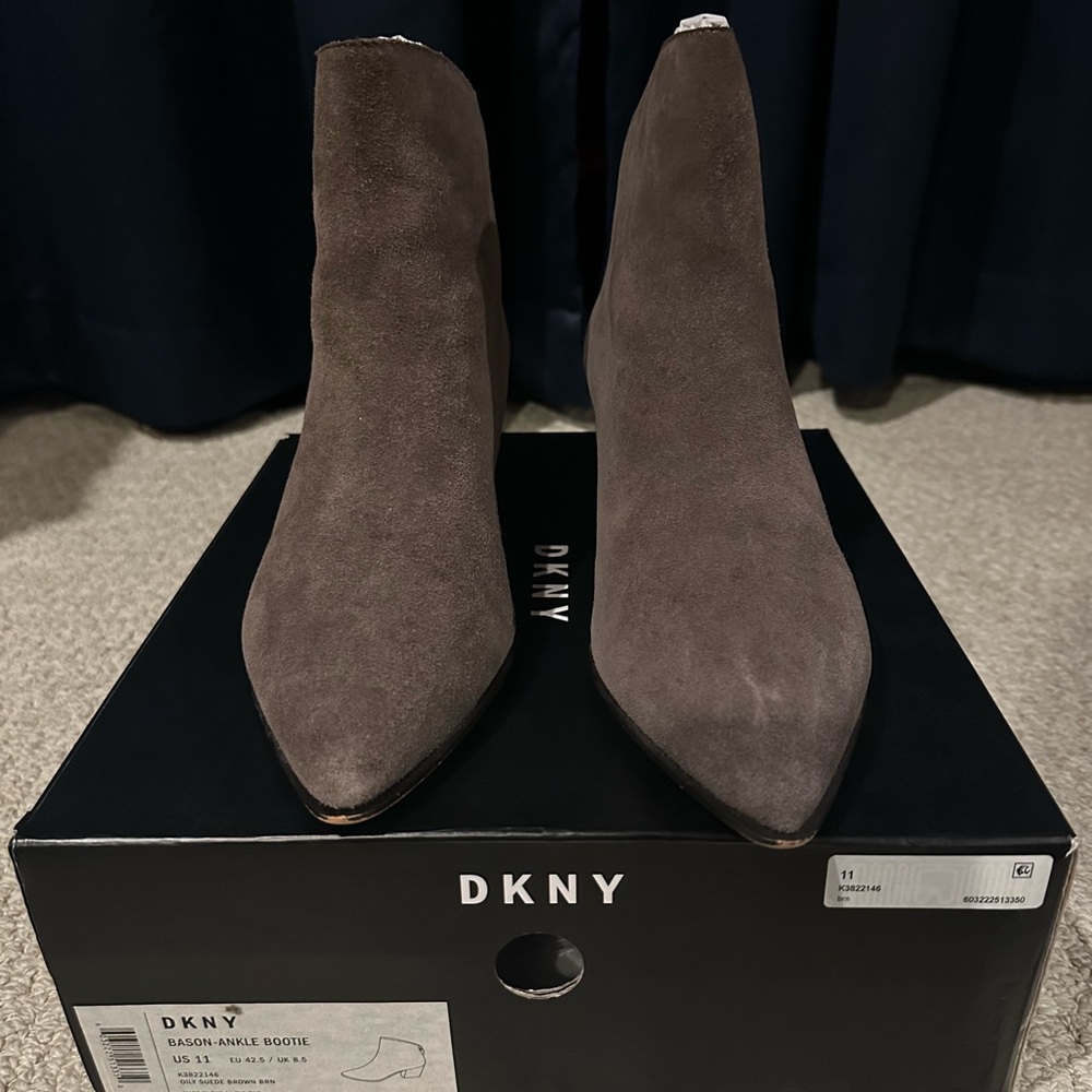 Women’s ankle bootie